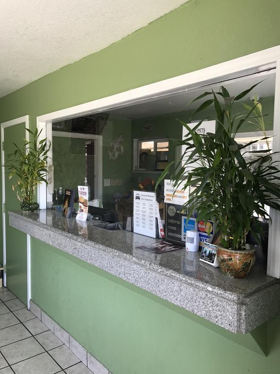 Economy Inn Модесто Екстер'єр фото